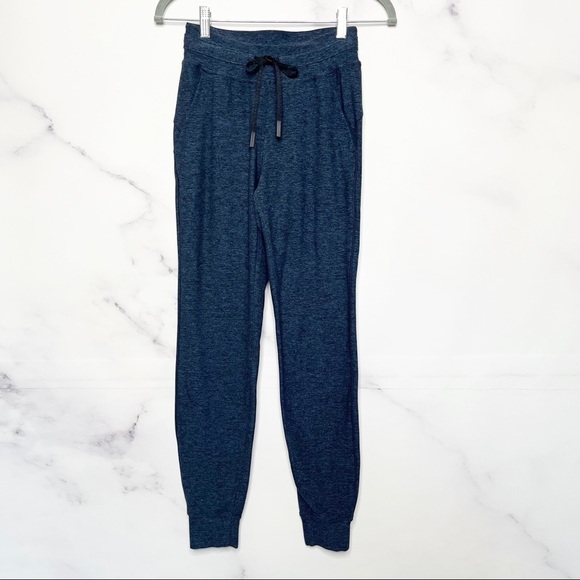 Lululemon Ready To Rulu Pant in Heathered True Navy / Black - Picture 5 of 16